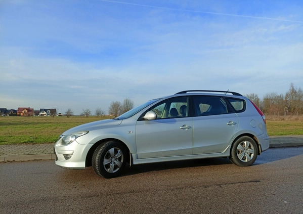 Hyundai I30 cena 18500 przebieg: 194800, rok produkcji 2010 z Podkowa Leśna małe 497